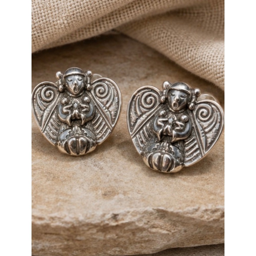Carol Felley Storyteller Angel Vintage 1992 Sterling Silver Post Earrings 10.4gr